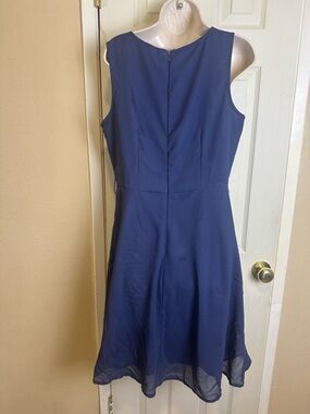 VENUS Navy Sleeveless Fit-and-Flare Midi Dress